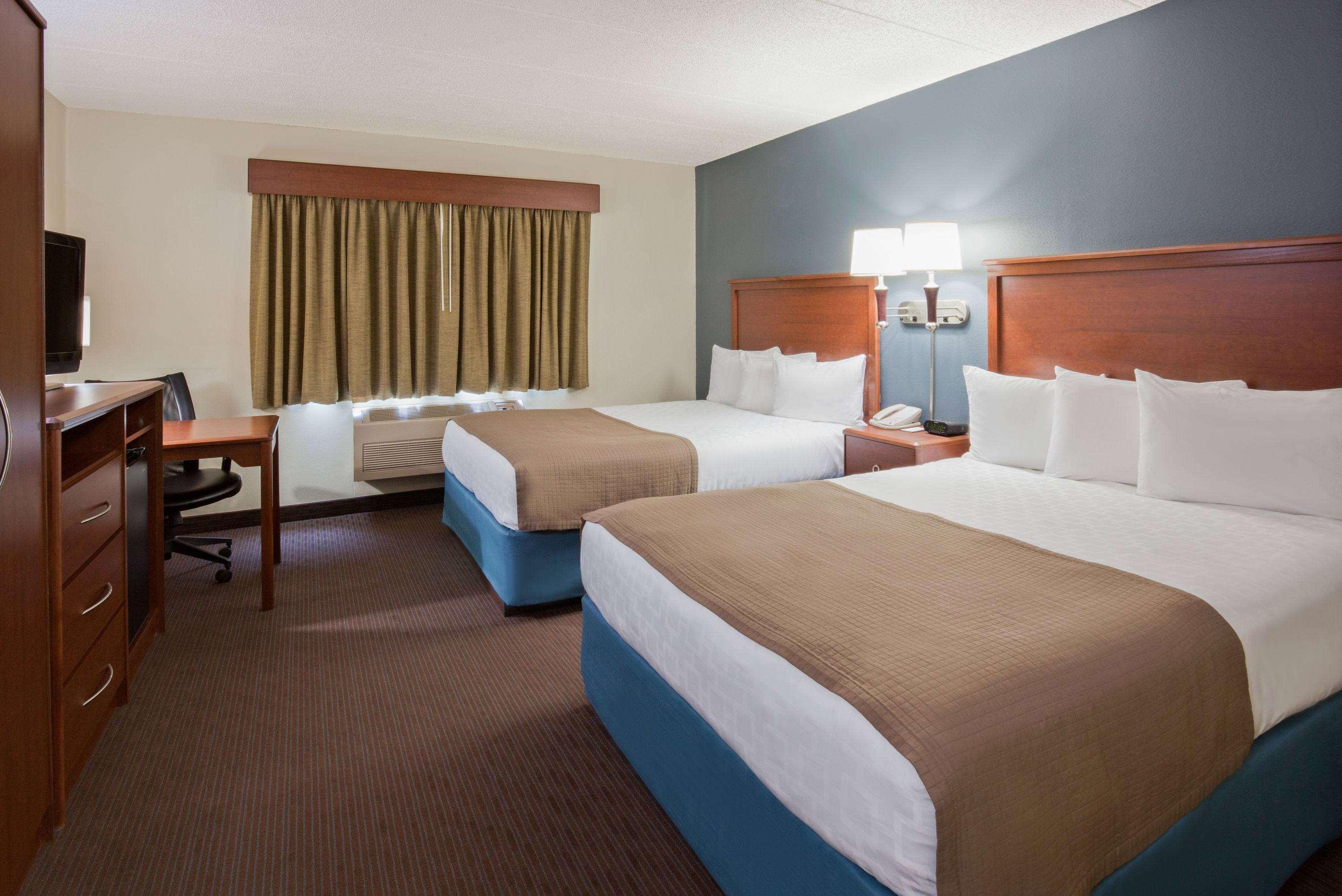 Americinn By Wyndham Spencer Bagian luar foto