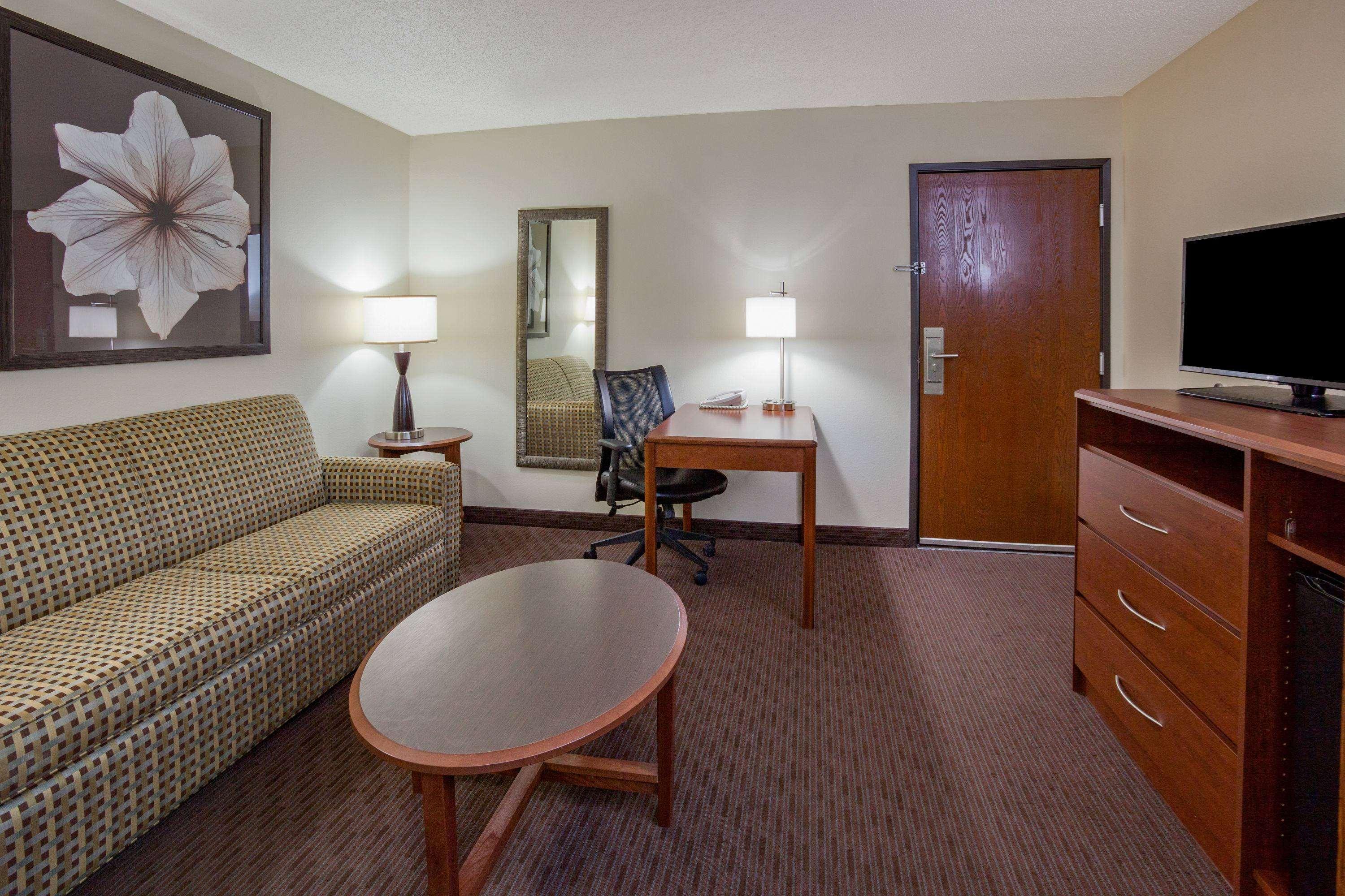 Americinn By Wyndham Spencer Bagian luar foto
